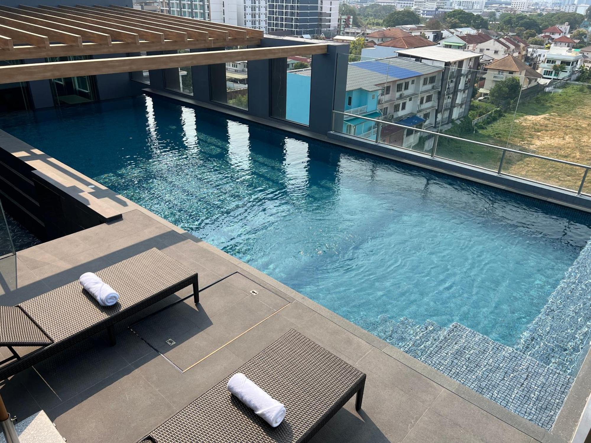 Arni Skye Hotel Bangkok Eksteriør bilde